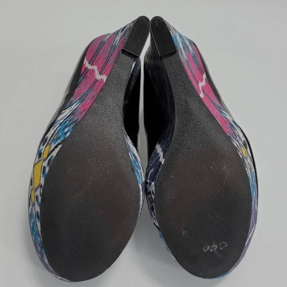 Steve Madden Unique Platform Chunky Heels 6.5 Wedge‎ Black Patent Leather Ikat